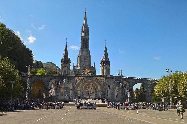 Private guided tours of Lourdes / Walking tour